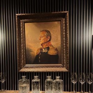 Meet your Posher, Ela